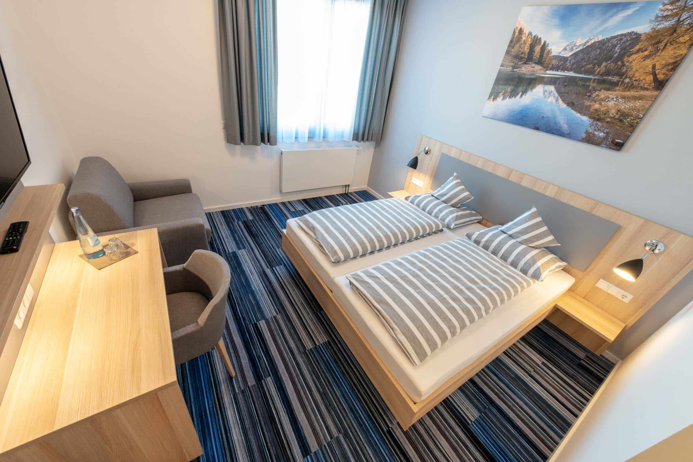 Blick von oben auf das Doppelbett Komfort